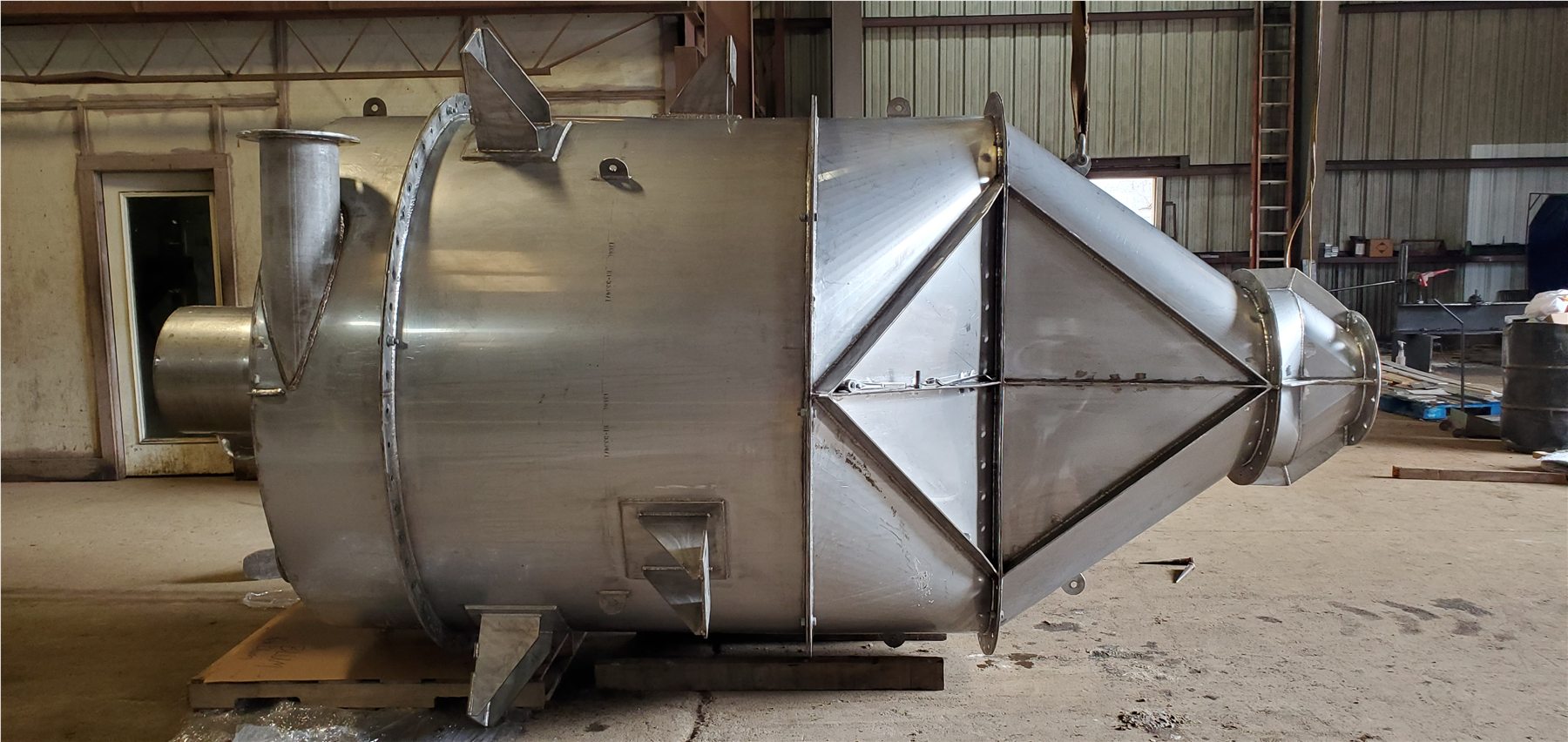 Fabricated hopper vessel in the shop